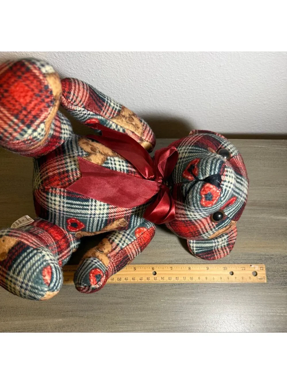 Vintage Plaid Sugar Loaf Bear red bow